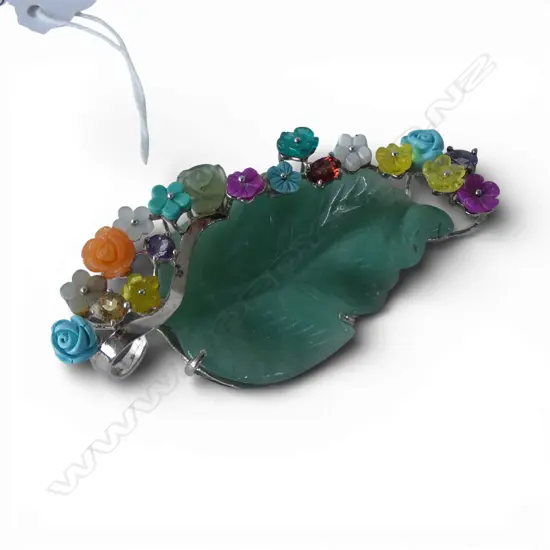 LRG SILVER JADE & GEMSTONE PENDANT, L.75mm