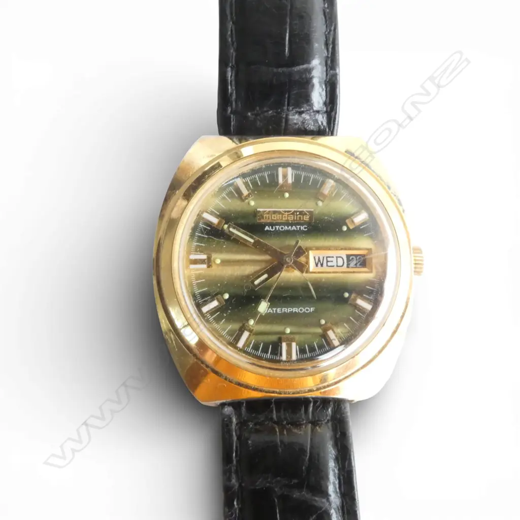 MONDAINE AUTOMATIC WRIST WATCH Image 1++