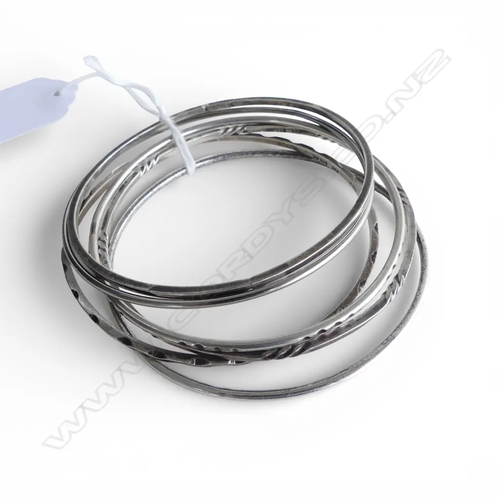 6 STG SILVER BANGLES, 35gms Image 1++
