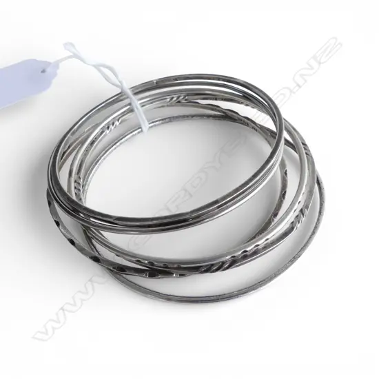 6 STG SILVER BANGLES, 35gms
