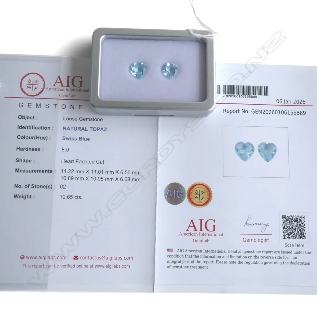PR HEART CUT BLUE TOPAZ, 10.65ct,  AIG CERT Image 1++