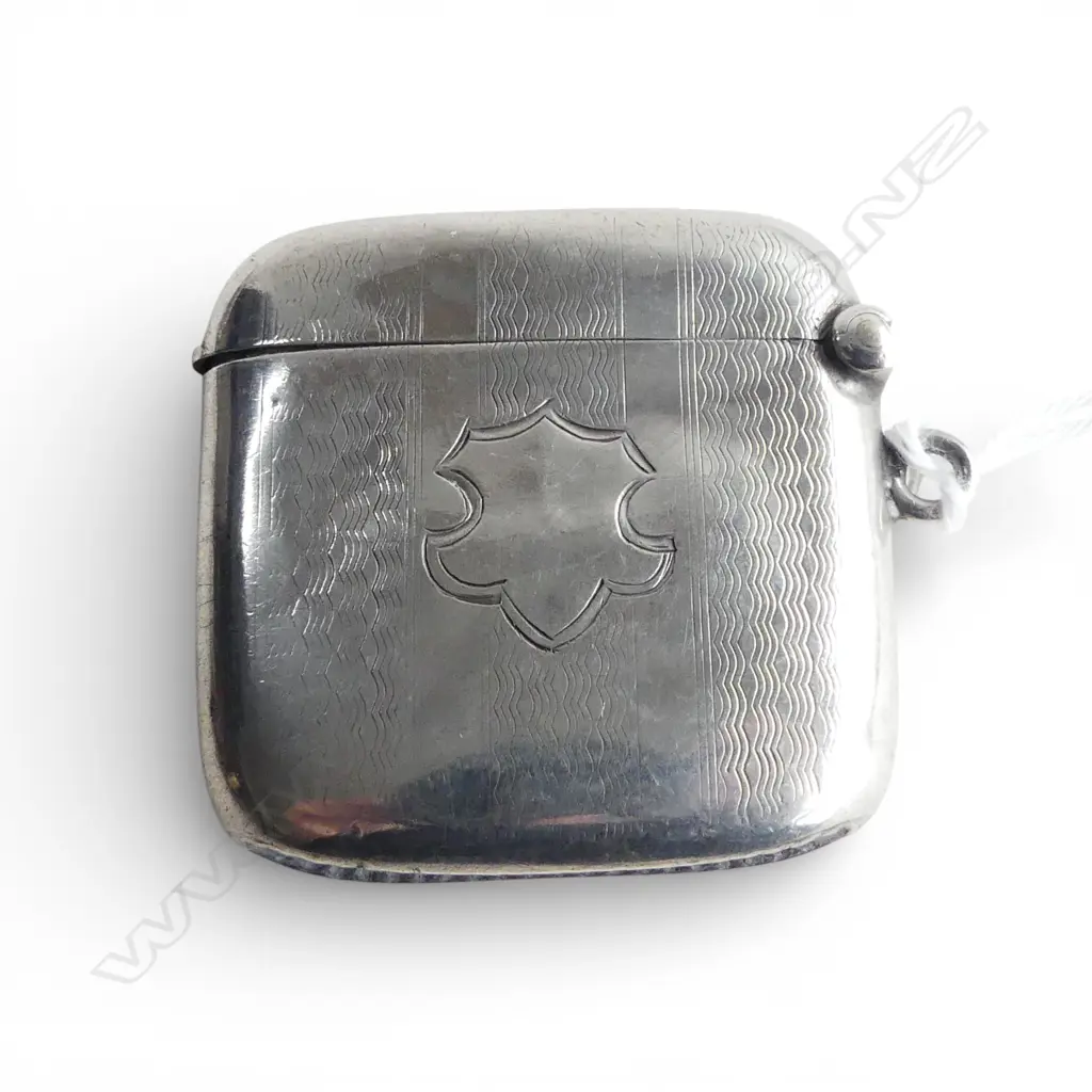 SILVER Birmingham 1926 silver engraved vesta w suspension loop 14.2gms Image 1++