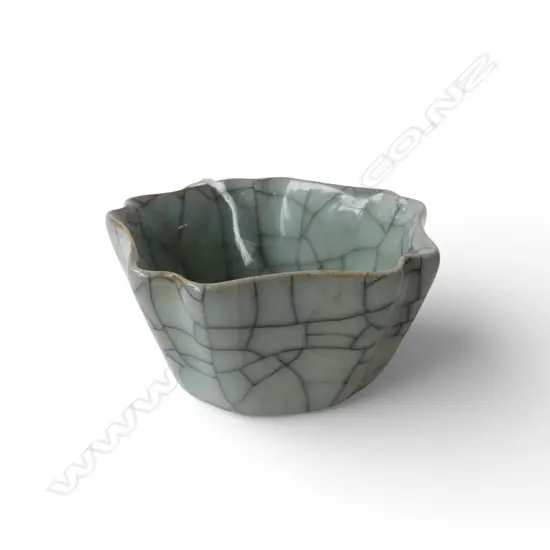 ORIENTAL BOWL, CELADON CRACKLE GLAZE 70mm dia