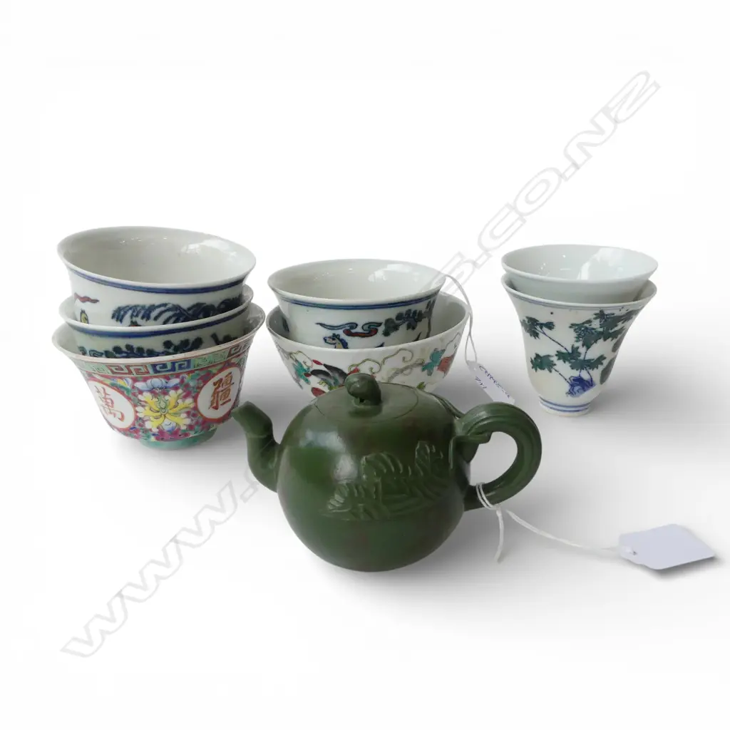 7 CHINESE RICE CUPS + TEAPOT  Image 1++