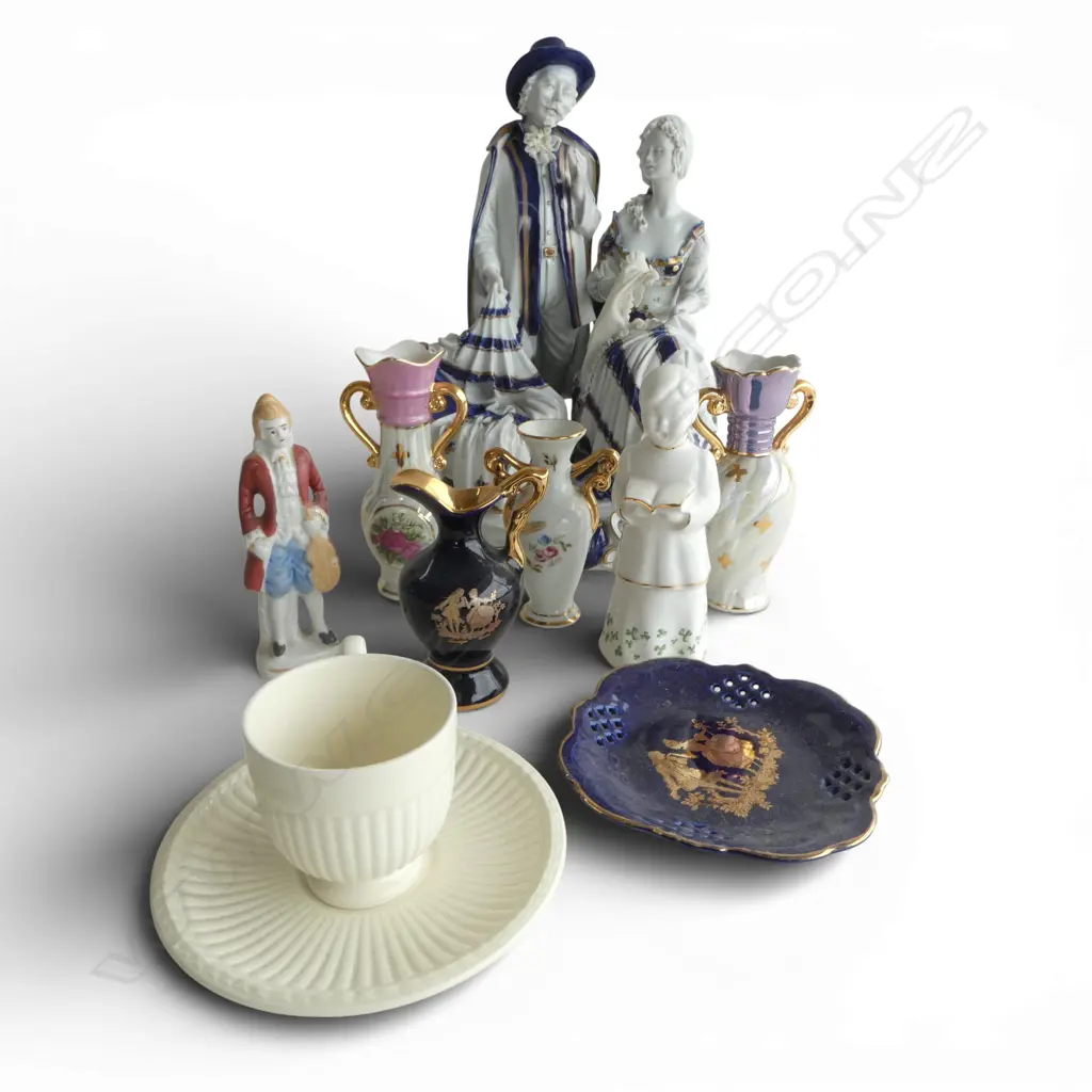 ASST. PORCELAIN INCL. CAPIDIMONTE COUPLE, LIMOGES, WEDGEWOOD ETRURIA CUP/SAUCER ETC Image 1++