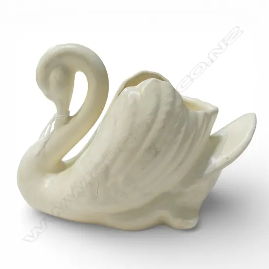 SMALL CROWN LYNN SWAN H.105mm