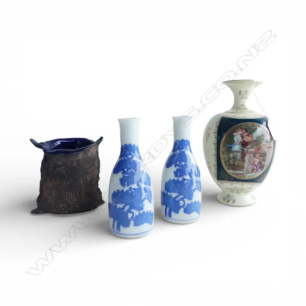 PR ORIENTAL VASES H.165mm, VASE, STUDIO POTTERY SACK VASE Image 1++