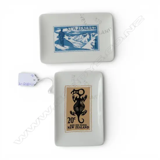 2 CROWN LYNN 'STAMP' DISHES L.135mm