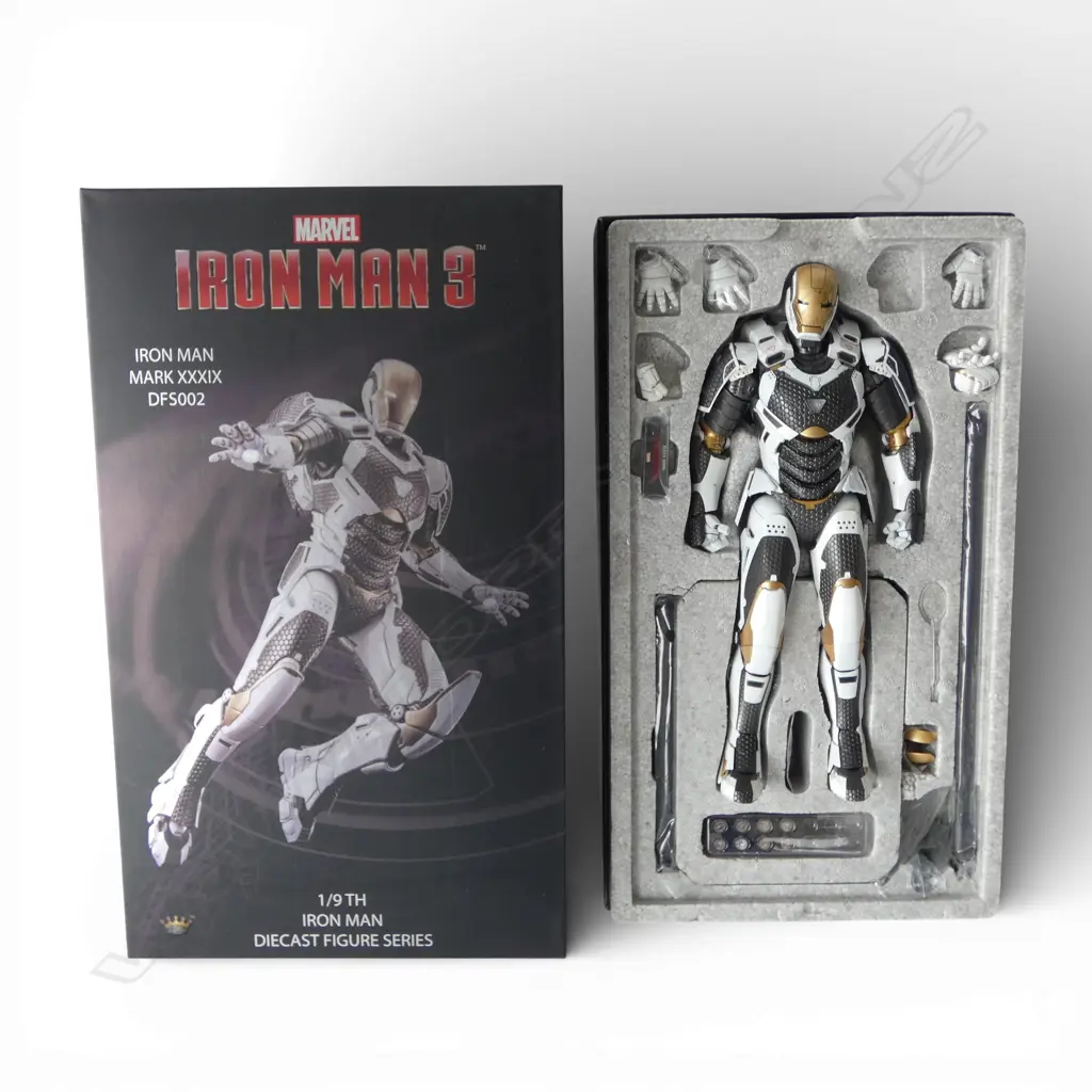 MARVEL IRON MAN 3 MARK XXXIX DFS002 FIGURINE Image 1++