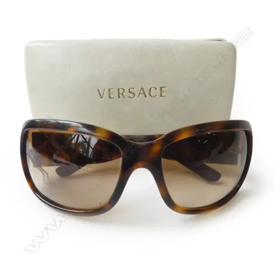 PR VINTAGE VERSACE SUNGLASSES 