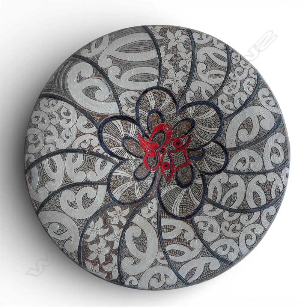 KEUM SUN LEE TERRACOTTA DISH w MATTE GLAZED KORU DESIGNS, 370mm Image 1++