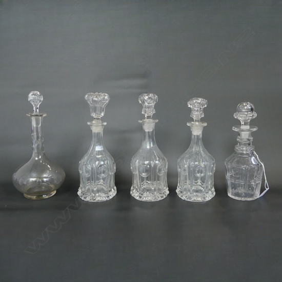 5 CRYSTAL DECANTERS H.290mm