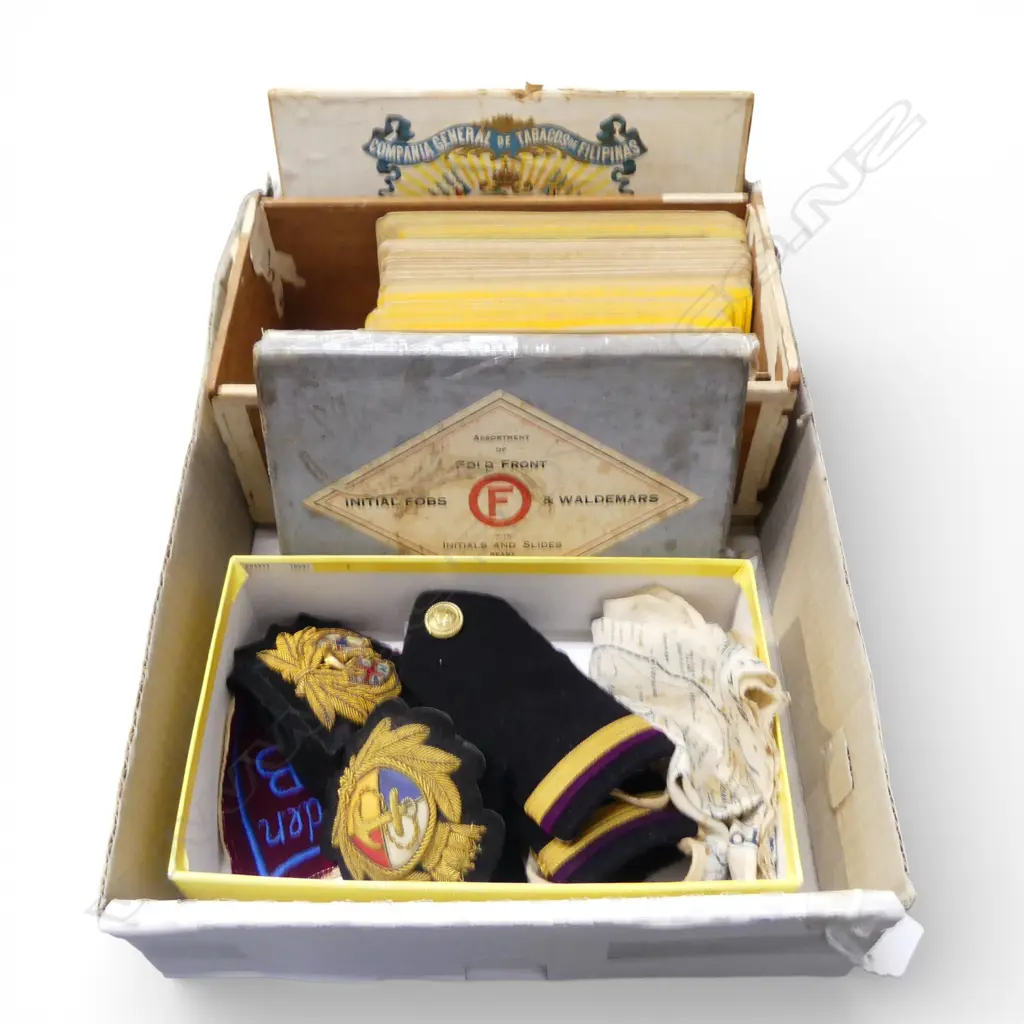 ASST. VINTAGE; STEREOSCOPE CARDS, DOMINOS, BADGES, EPAULETTS & HANDSTITCHED BOER WAR HANDKERCHIEF Image 1++