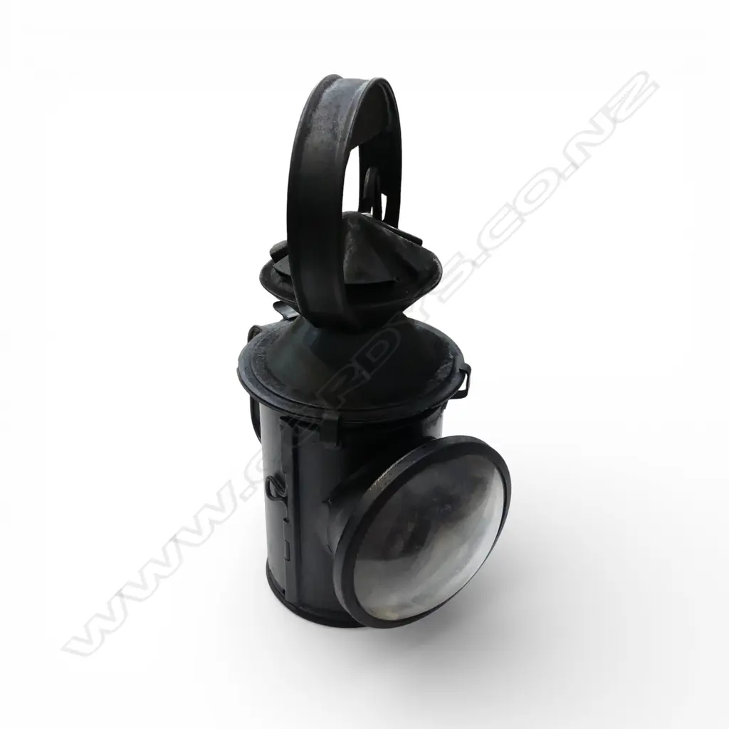 KEROSENE RAILWAY LAMP  Image 1++