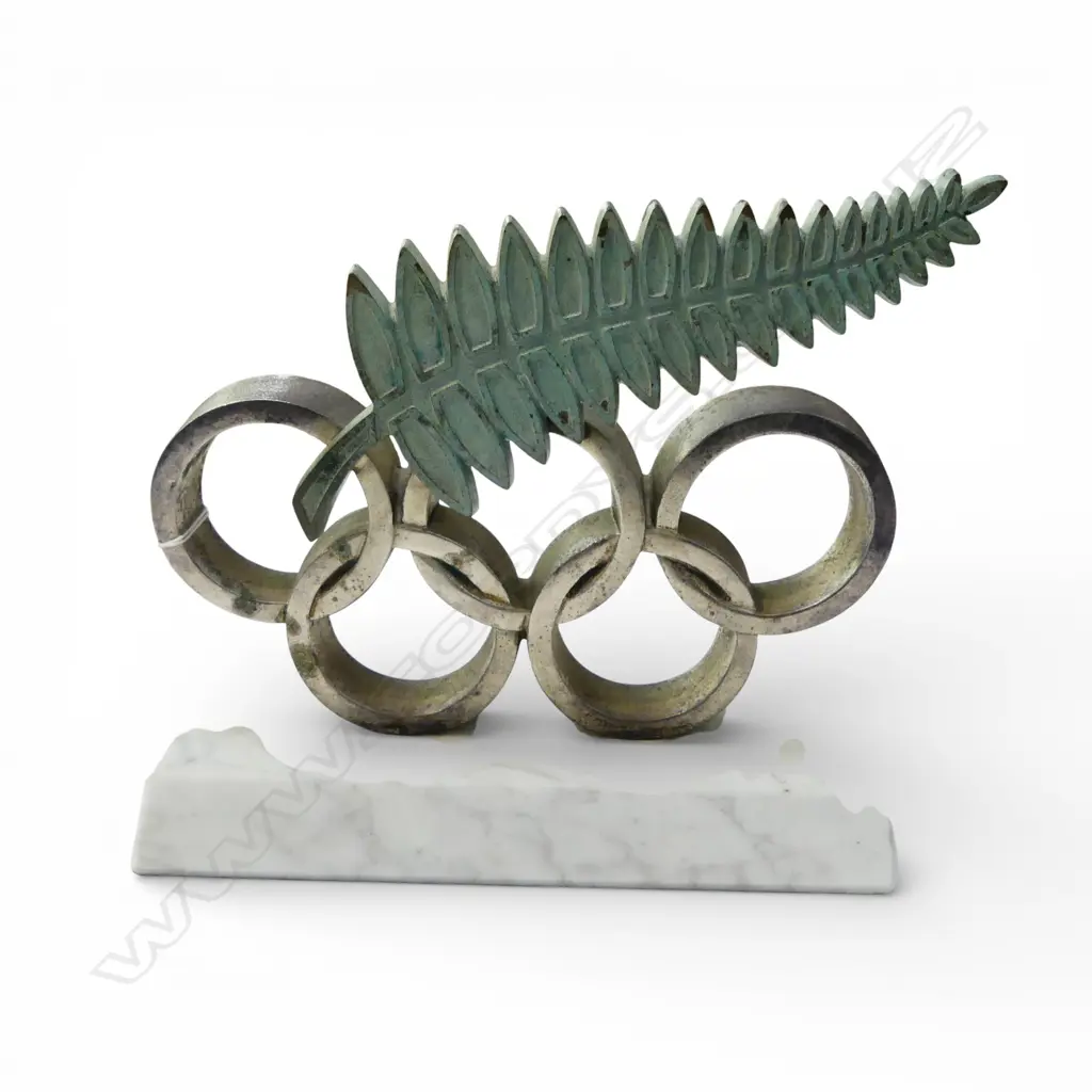 METAL & MARBLE NZ OLYMPICS ORNAMENT H.210mm Image 1++