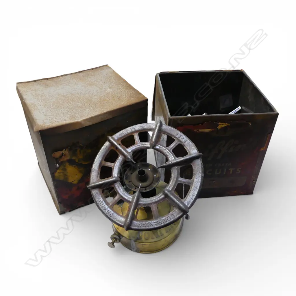 VINTAGE 'COMPANION STOVE', MISSING 1 SUPPORT + BISCUIT TIN OF ADVERTISING MATCHES Image 1++