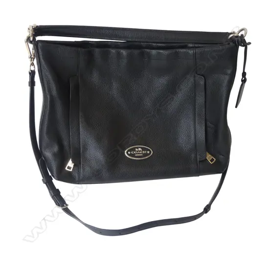 BLACK LEATHER COACH HANDBAG 