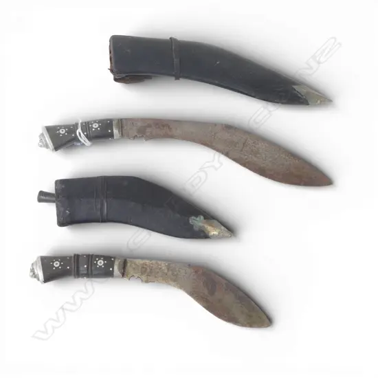 2 KUKRI KNIVES L.330, 255mm