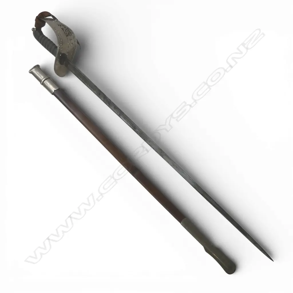 EDWARD VII 1897 PATTERN SWORD & LEATHER SCABBARD L.1010mm Image 1++