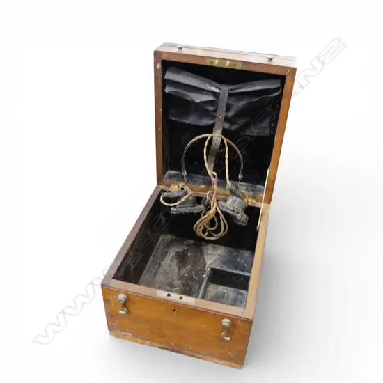 OLD COMMUNICATIONS? BOX WITH WIRED HEADSET 310x240x245mm