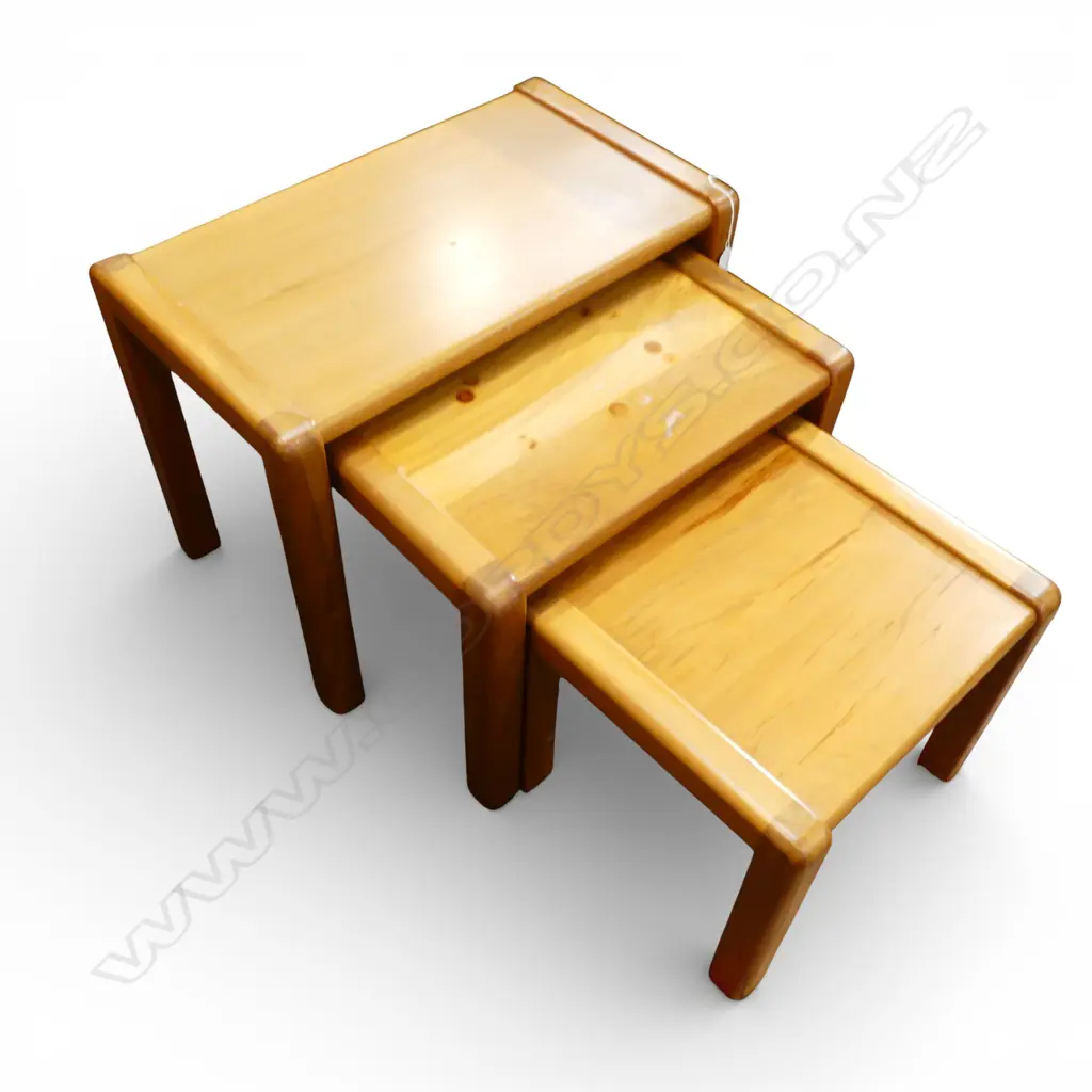 3 MODERN RIMU NESTING TABLES W.580mm Image 1++