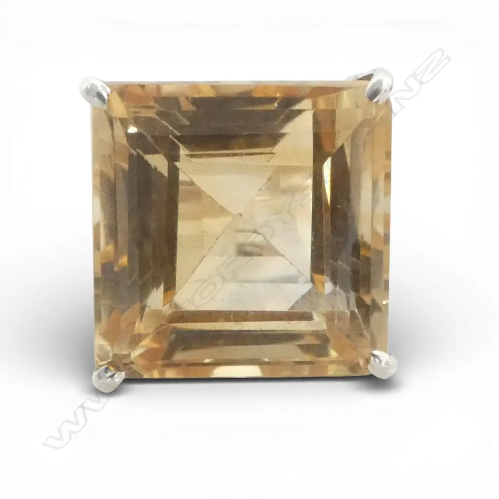 SILVER & SQUARE CUT CITRINE RING SIZE Q Image 1++