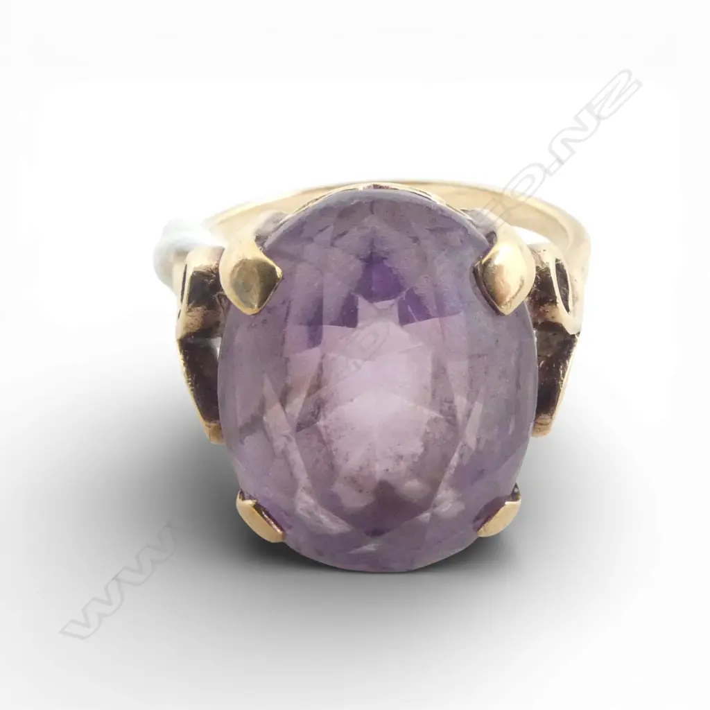 9ct Y/GOLD (14 x 11mm) OVAL AMETHYST RING, 4.49gm SIZE N1/2 Image 1++
