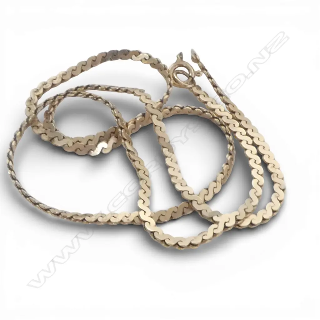 9ct YELLOW GOLD uniform flat link NECK CHAIN L.400mm. 6.7gms Image 1++