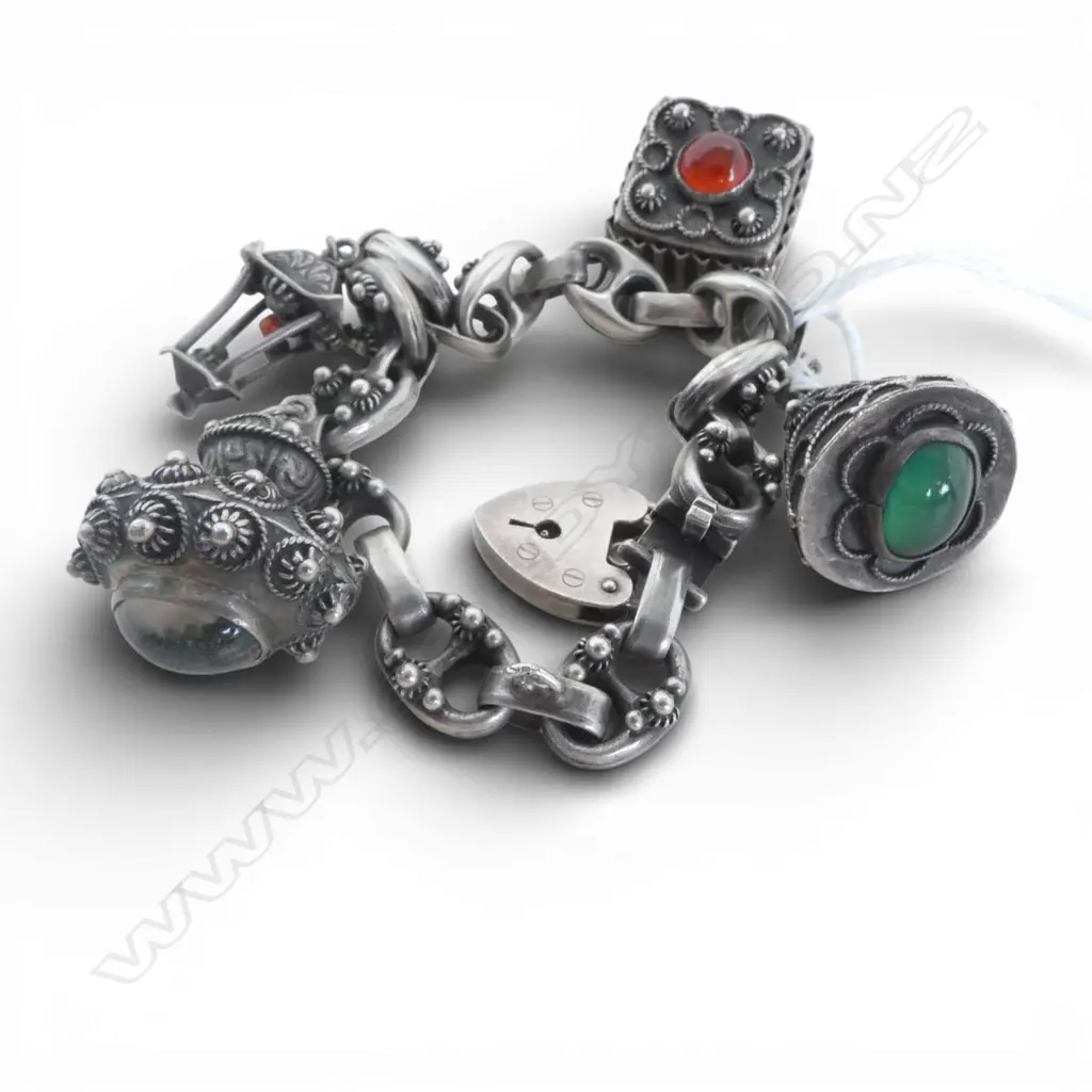 LGE VINTAGE SILVER CHARM LINK BRACELET carnelian + fine wire & bead detail 42gms Image 1++