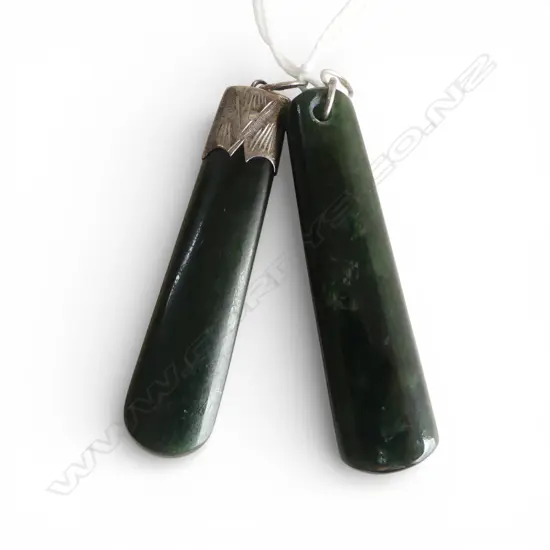 2 pounamu pendants, 1 w silver mount. L.55mm