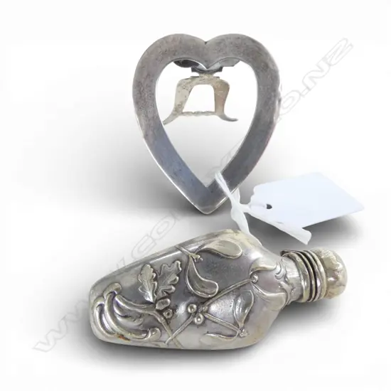 STG SILVER SMALL HEART PHOTO FRAME strut back no back panel + s/plate perfume bottle