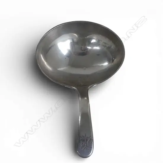 GEORGIAN STG SILVER TEA CADDY SPOON, THOMAS WALLIS II, LONDON 1794, 10.24gms