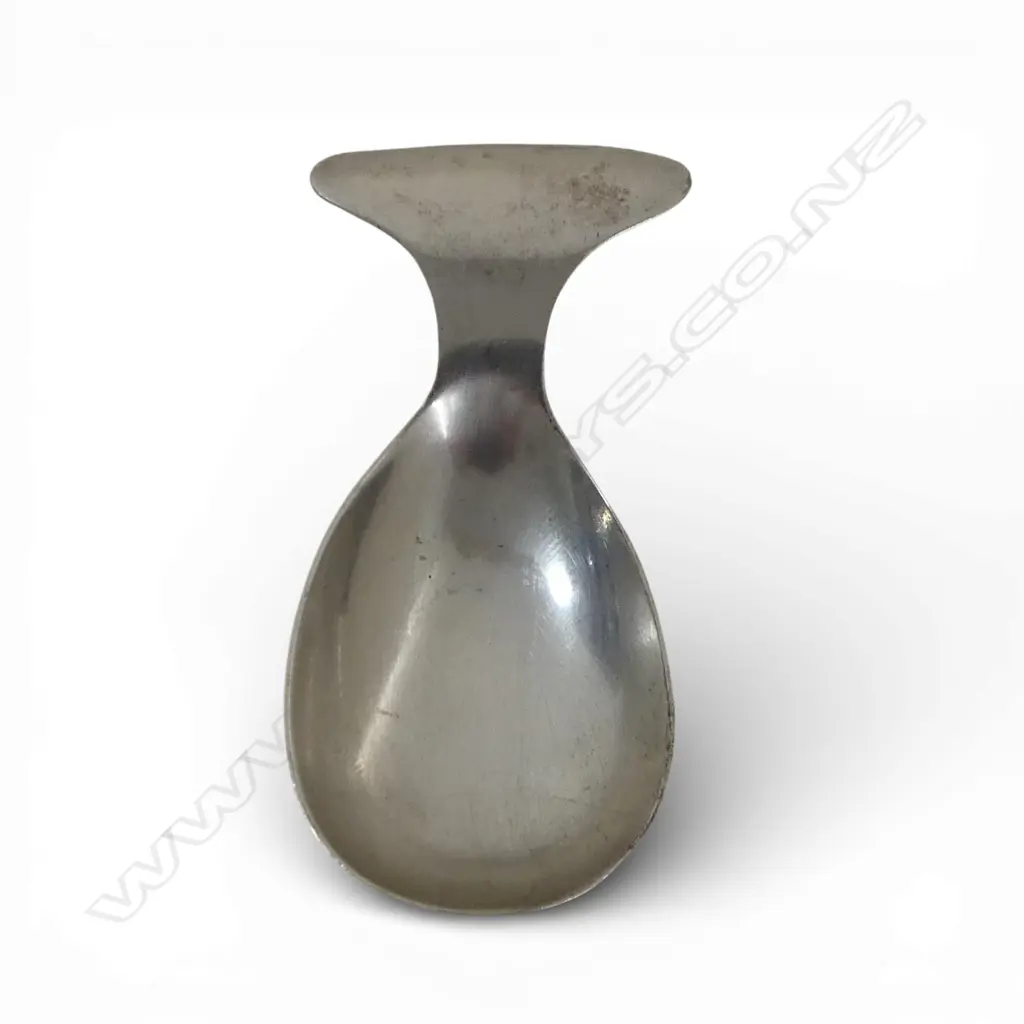 STG SILVER TEA CADDY SPOON, SHEFFIELD 1913, 12.48gms Image 1++