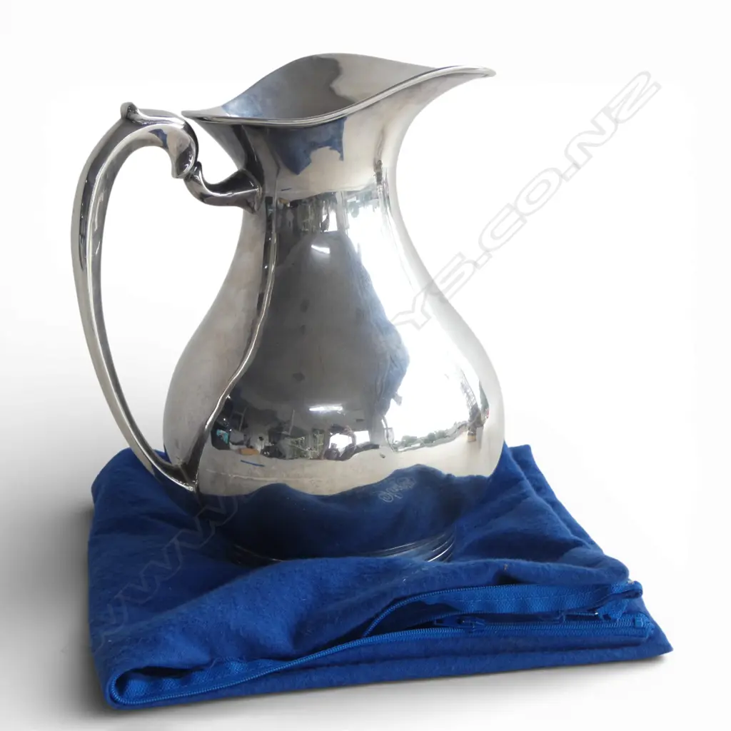 MEXICAN STG SILVER PITCHER by PERLITA with silversmiths cloth 848gms Image 1++