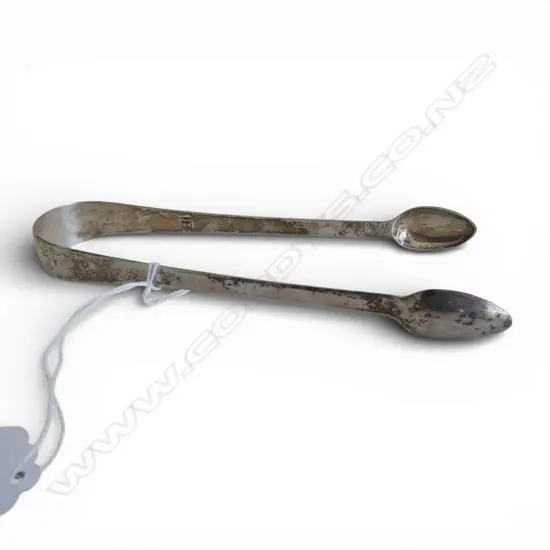 PR GEORGE III SILVER SUGAR TONGS London 1779 28gms