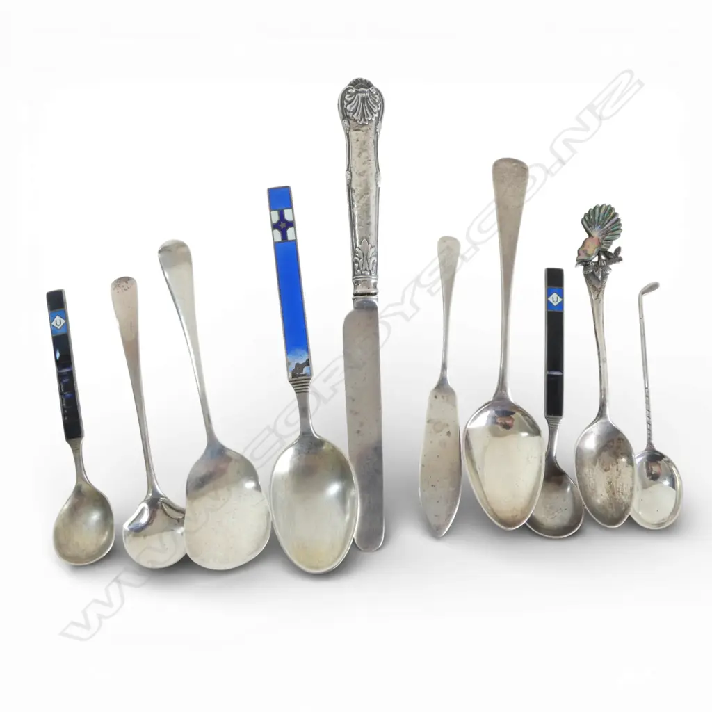 10PCS SILVER CUTLERY, 4 w applied enamel & shell,132gm Image 1++