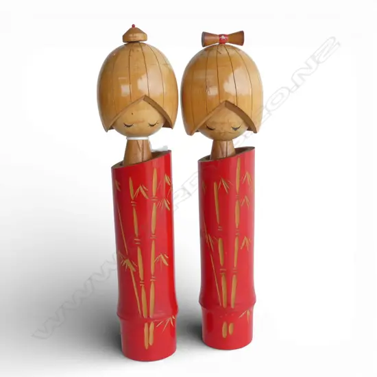 PR VINTAGE RED BAMBOO MOTIF KOKESHI DOLLS, signed 1948 on base, H.240mm