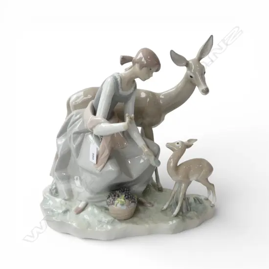 LLADRO FIGURINE LADY WITH GAZELLE H.340mm faults