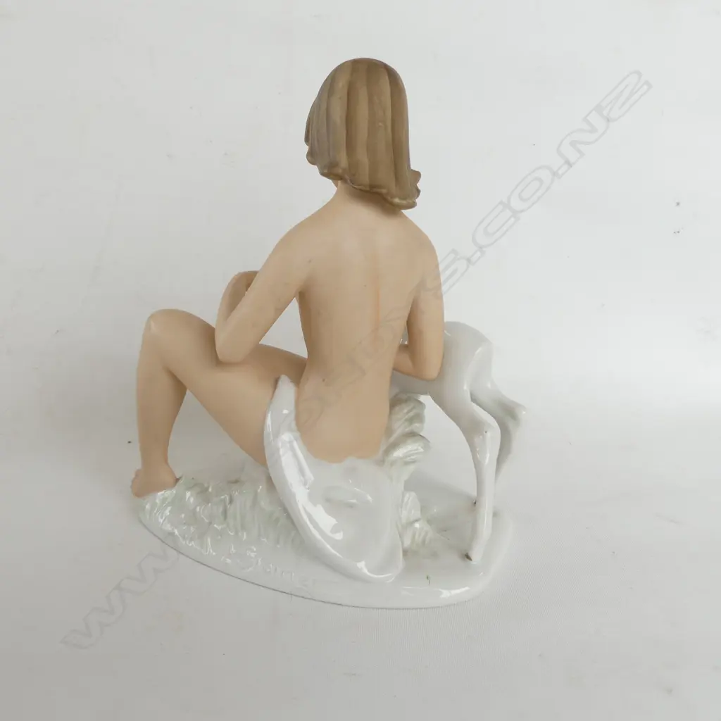 WALLENDORF NUDE w. DEER FAWN H.165mm Image 1++