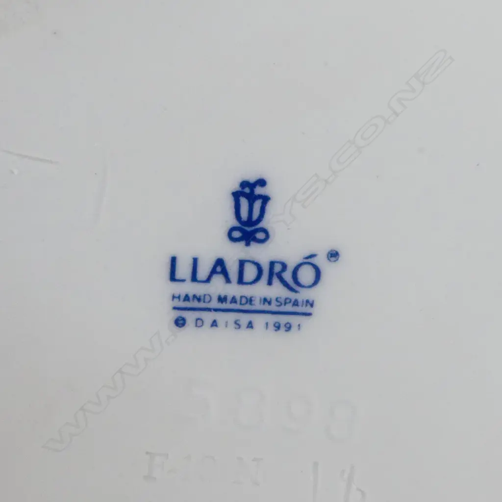 LLADRO FIGURINE SPRING SPLENDOR H.300mm Image 1++