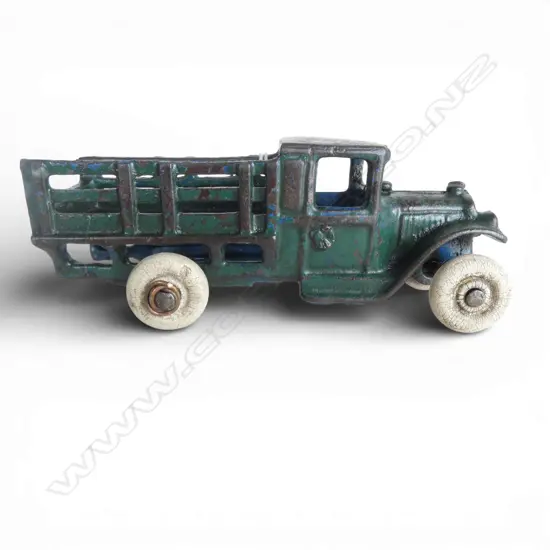 C.1930s ARCADE TOYS CAST IRON FORD STAKEBED TRUCK L.120mm