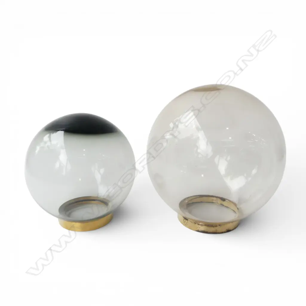 TWO AYTM DENMARK ART GLASS GLOBE VASES ON BRASS STANDS, H.200MM H.160MM  Image 1++