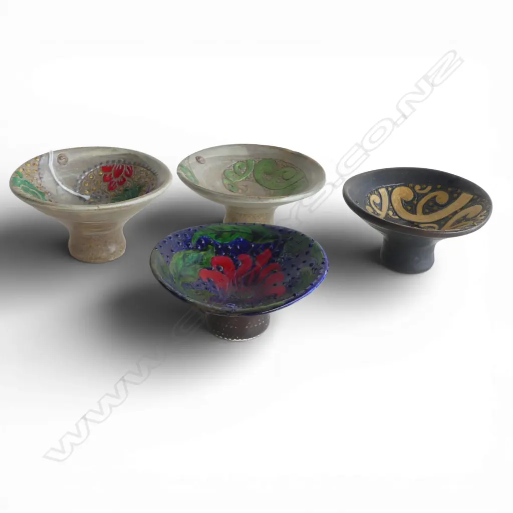 4 KEUM SUN LEE SML PEDESTAL BOWLS, H.60mm x Dia.100mm Image 1++