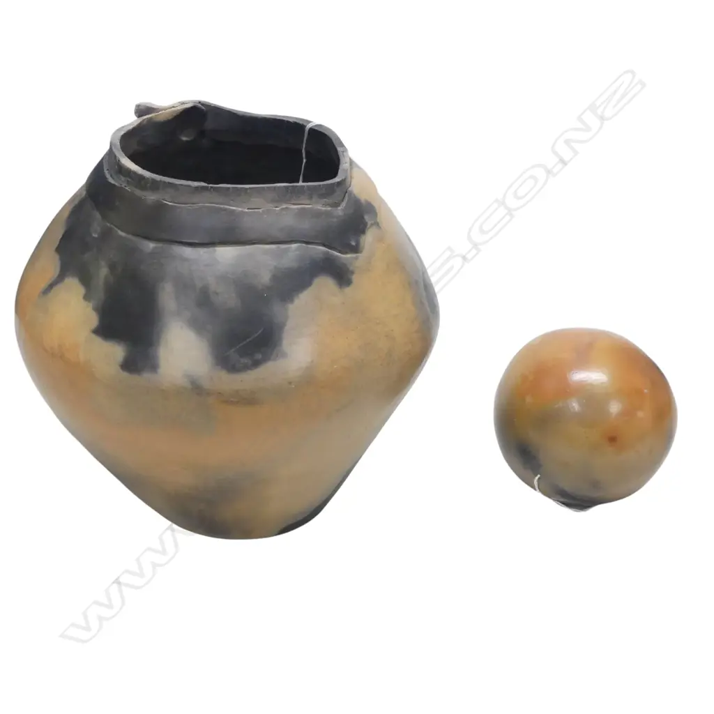 LG RAKU FIRED POT H.290mm + RAKU ORB Image 1++