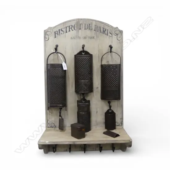 VINTAGE GRATER DISPLAY H.670mm