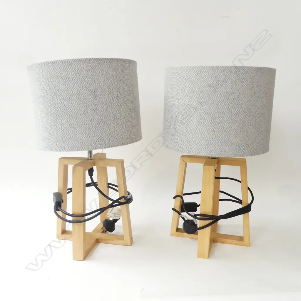 PR MODERN TABLE LAMPS H.440mm Image 1++