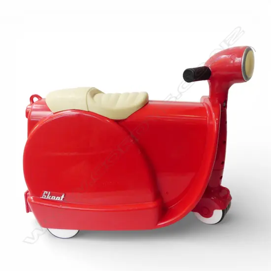 CHILDS 'SKOOT' RIDE ON SUITCASE H.400mm