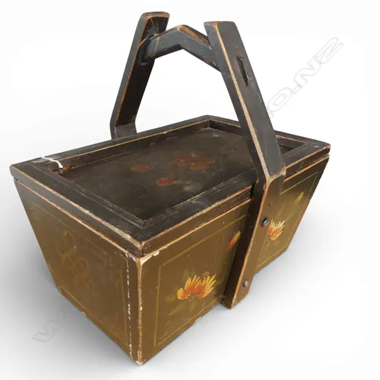 HAND PAINTED WEDDING BASKETW.355mm