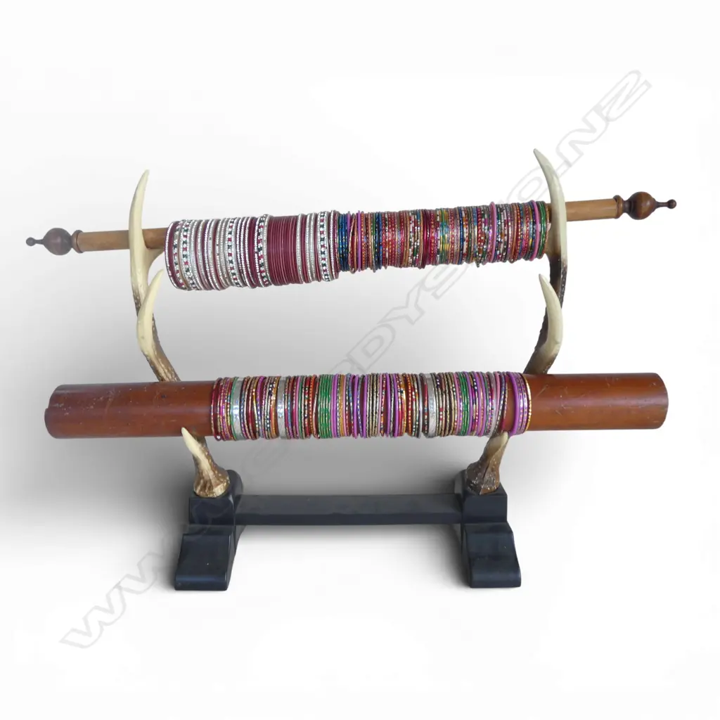 LGE COLLECTION COLOURFUL new old stock BANGLES ON DOUBLE ANTLER STAND Image 1++