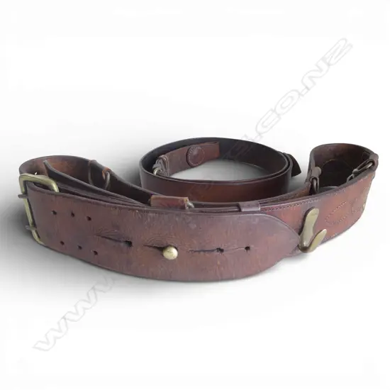 VINTAGE WWI/II LEATHER BRITISH OFFICERS SAM BROWNE BELT